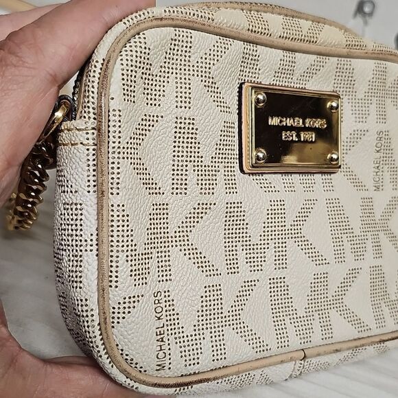 MICHAEL KORS CROSSBODY BAG BFPM-02-236 - Picture 7 of 9